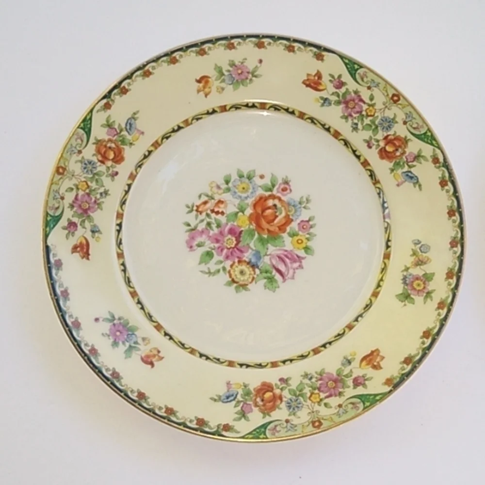 KPM - Vintage Discontinued Kingsley Pattern -7 1/2" Floral Plates - Picture 2 of 7
